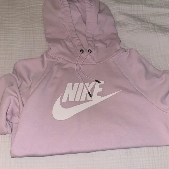 women’s light pink nike hoodie
